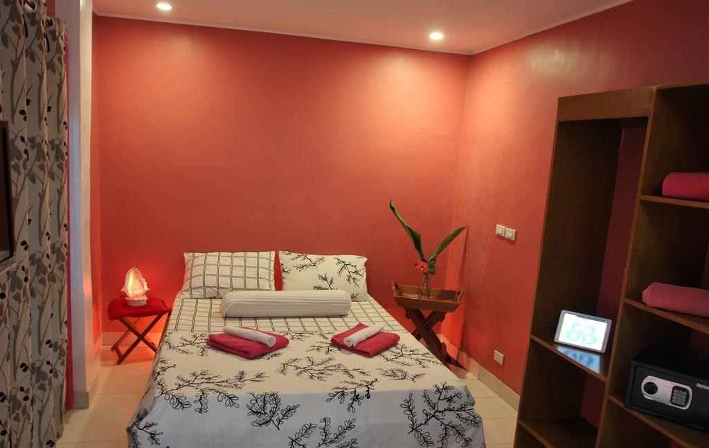 Blue Bamboo Hotel Balabag  Room photo